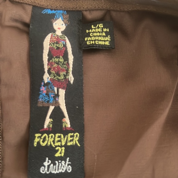 A lovely multi color in brown with touch of blue and green contrast! - Picture 5 of 6